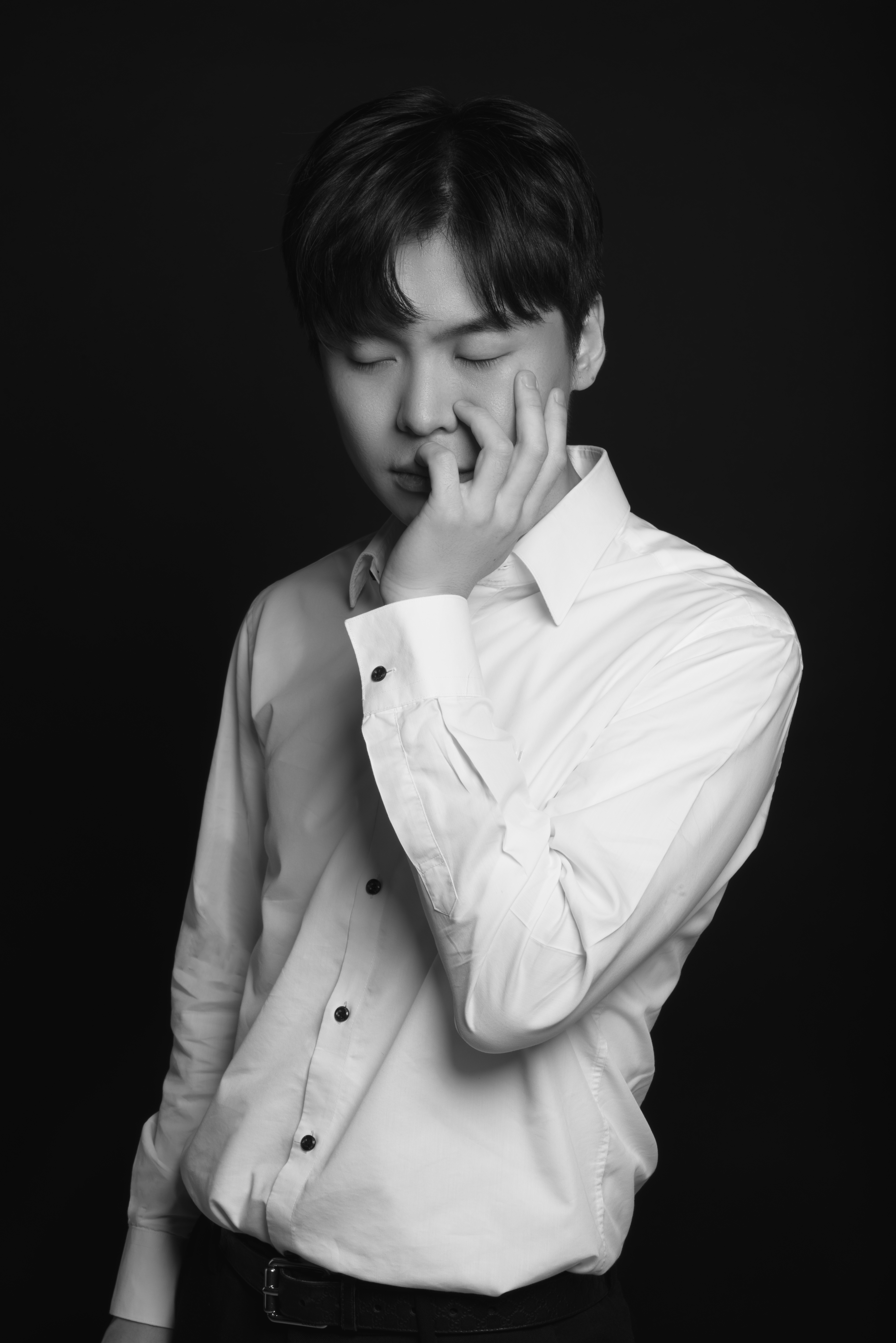 Dong-Myung Kim